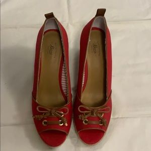 G.H. Bass & Comp. women’s red wedge shoes; size 8
